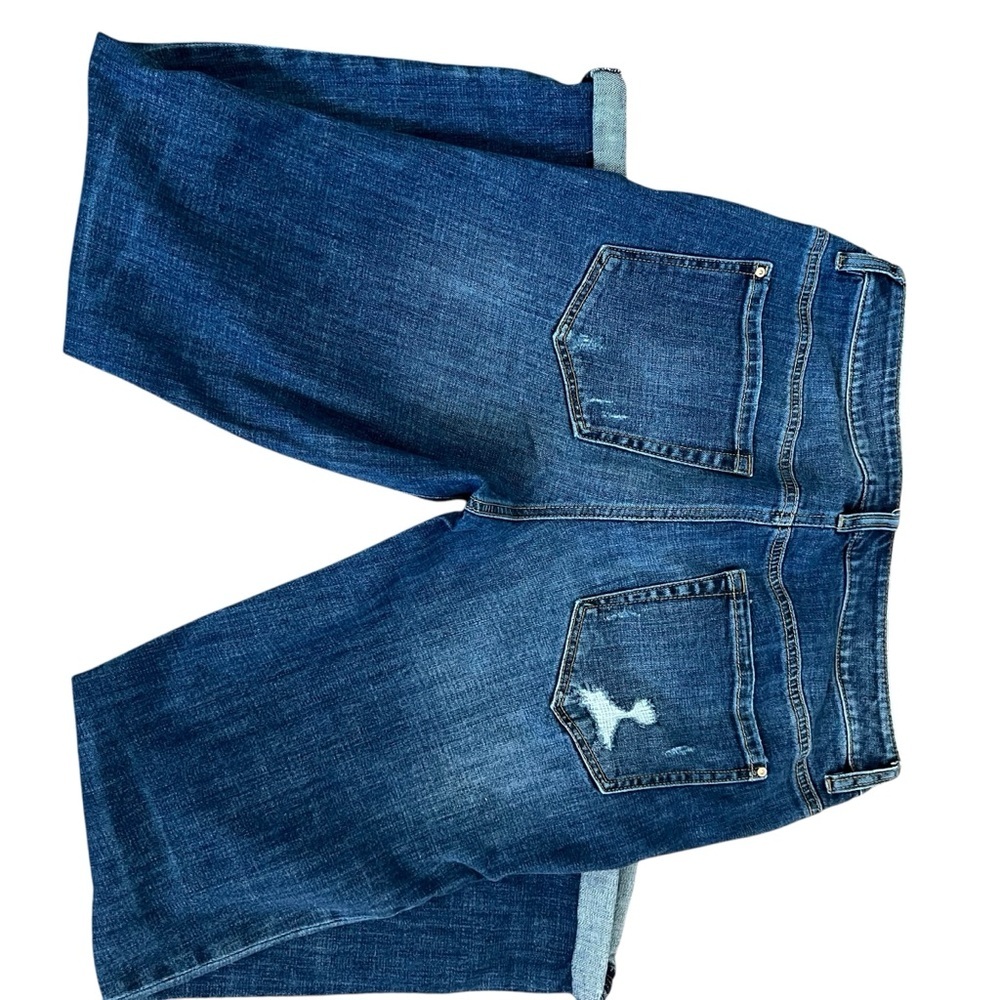 Chico’s Platinum Skimmer Distressed Blue Jeans - Picture 6 of 6